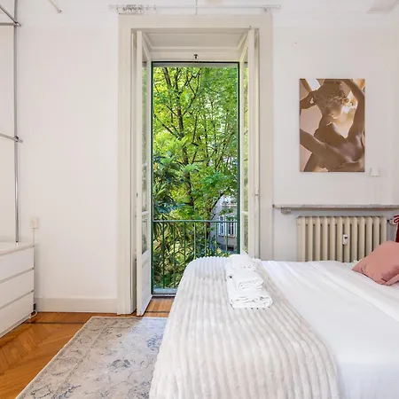 Stylish Flat On The Navigli For 6 Apartamento Milán